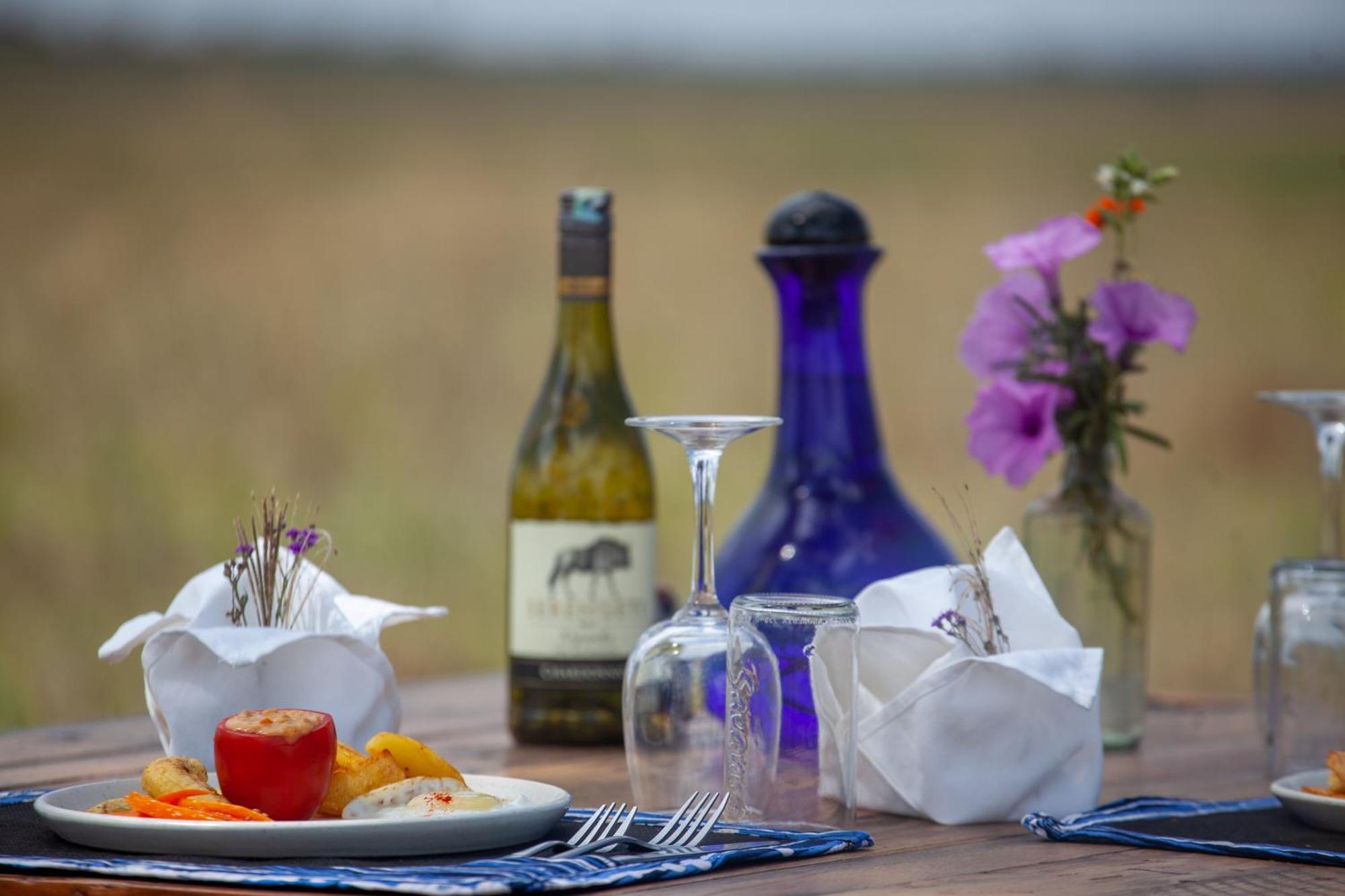 Mawe Tented Camp Serengeti Eksteriør bilde